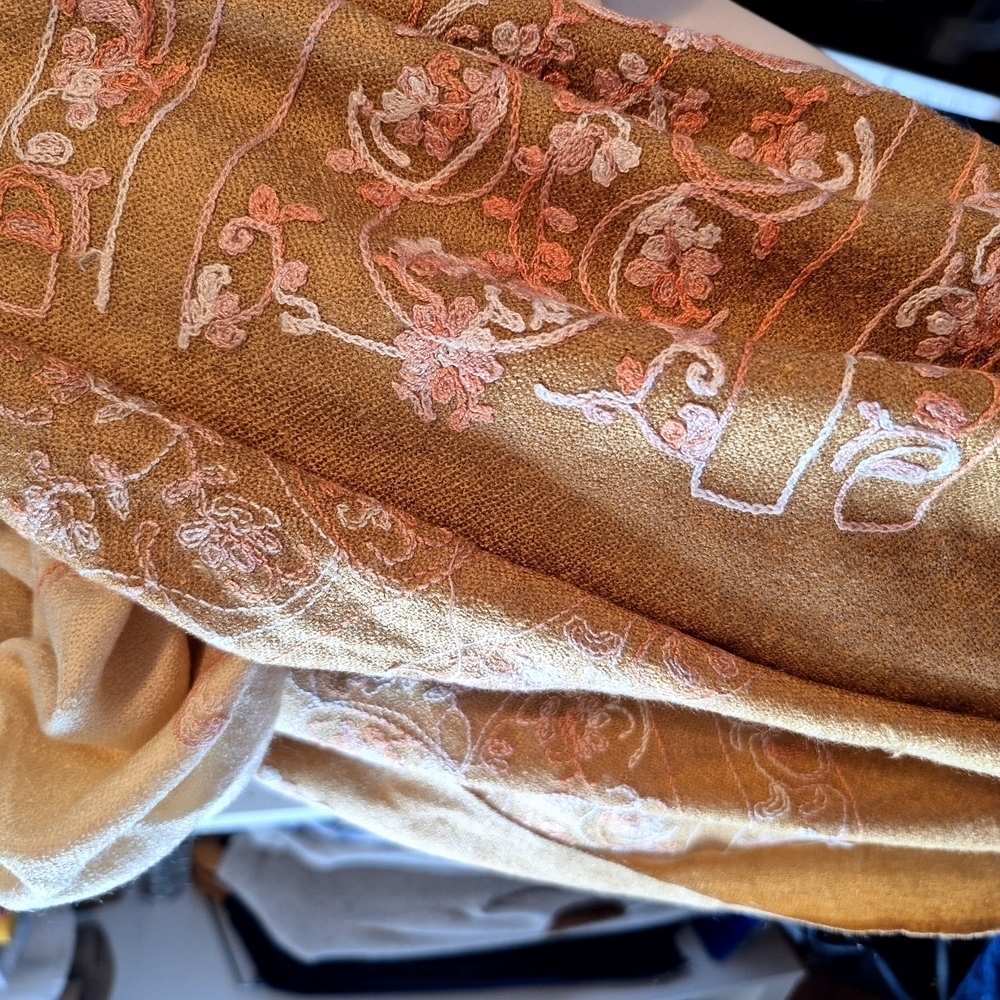 Warm Rich  Tan Pashmina with Pastel Pinks Embroidery 70% Pashmina 30%silk - Picture 3 of 12